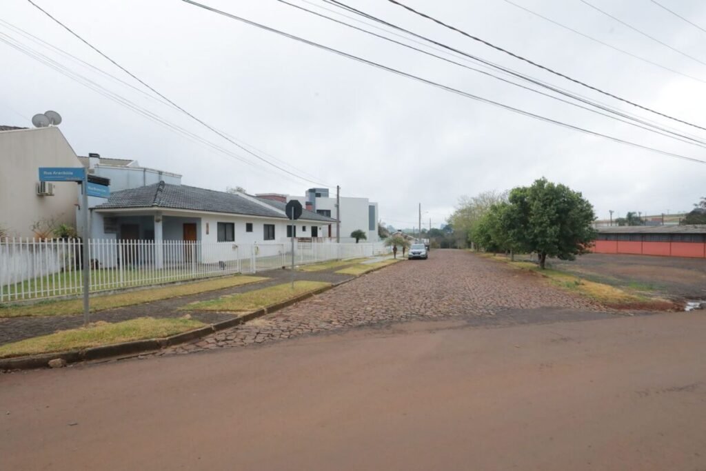 Pato Branco autoriza novas obras de pavimentação urbana e no interior Rua Bruno Ceni Bairro Parque Do Som 1024x683