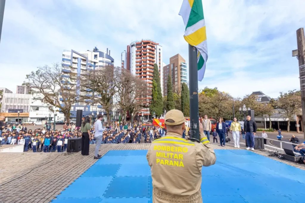 Pato Branco abre Semana da Pátria 2025 com cerimônia cívica abertura semana da pátria pato branco