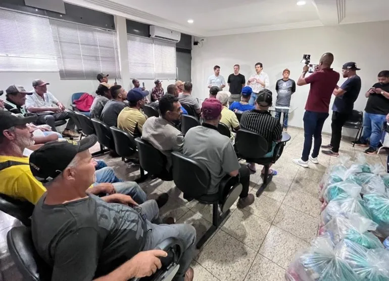 Londrina regulamenta fim da tração animal urbana carroceiros londrina