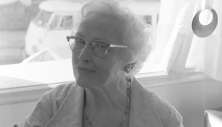 helena kolody