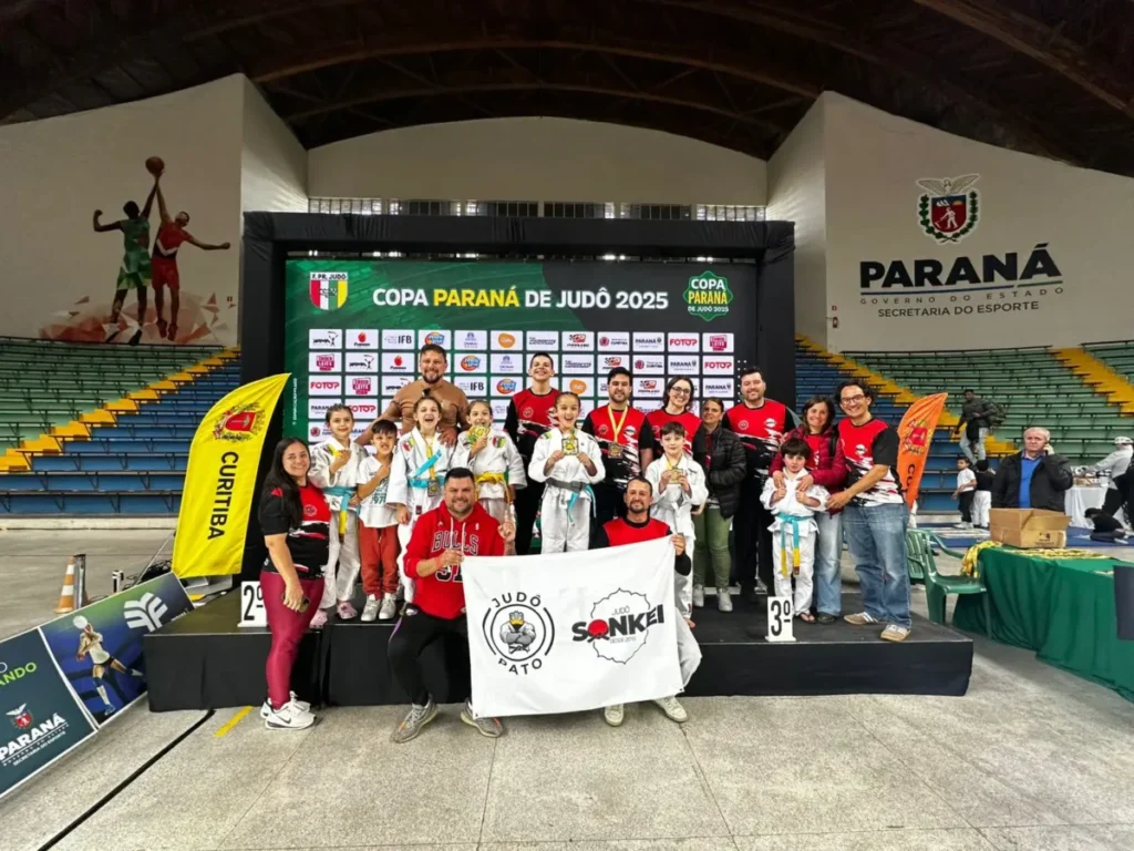 Judô Pato/Sonkei conquista título histórico na Copa Paraná 2025 judô pato sonkei