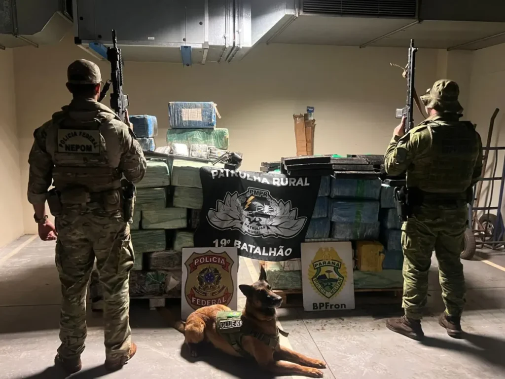 PMPR e PF apreendem 1,6 tonelada de maconha em chácara no Oeste do Paraná maconha nova santa rosa pmpr pf