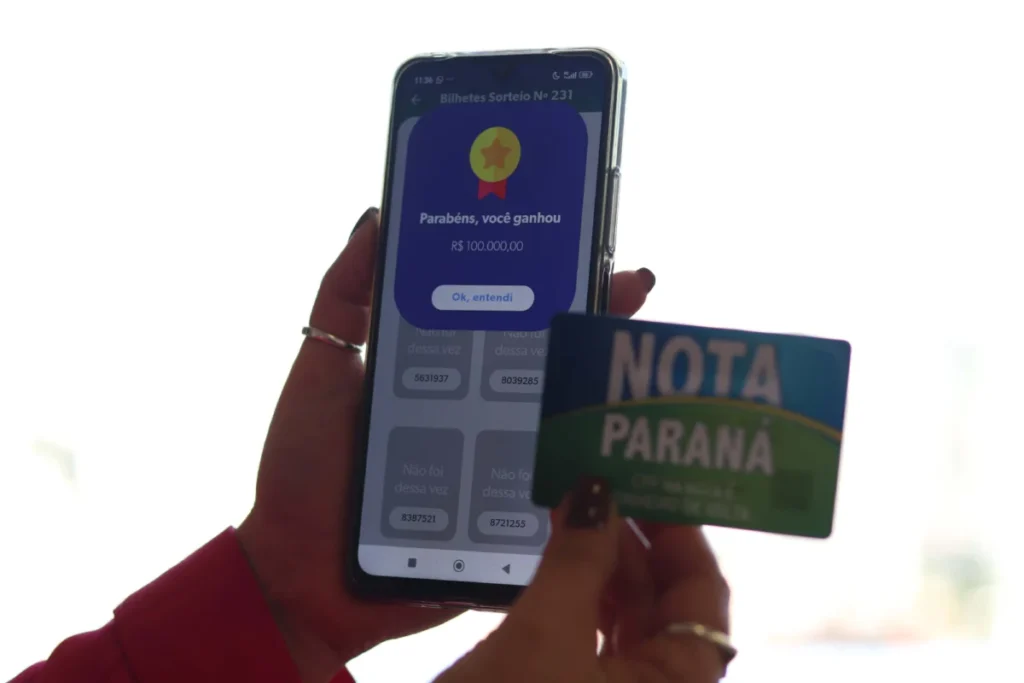 nota paraná premio 100 mil