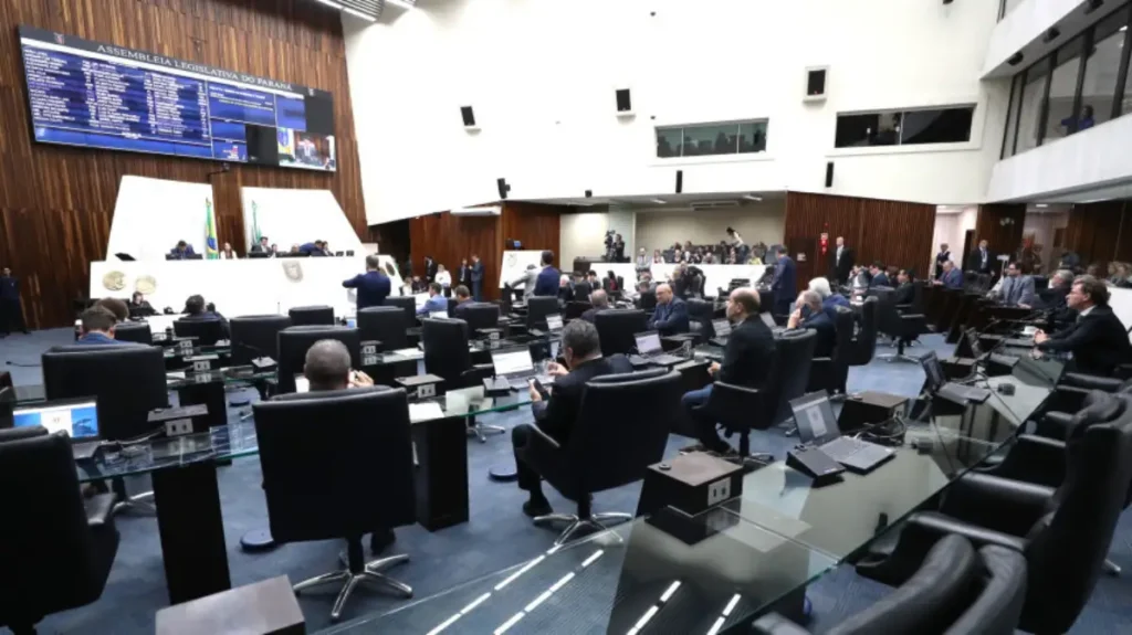 Assembleia aprova redução de 45% no IPVA a partir de 2026 plenario alep aprovação ipva