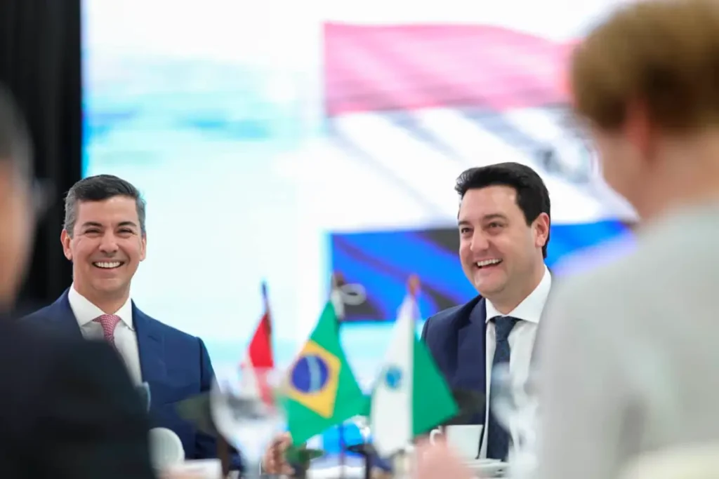 santiago peña e ratinho jr