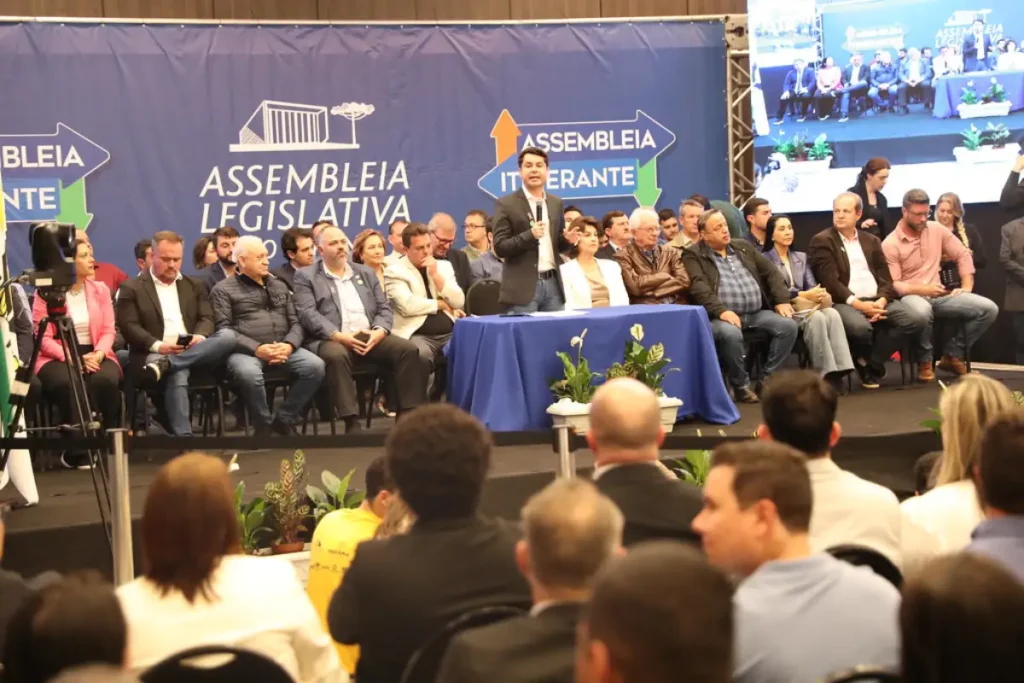 Guarapuava recebeu edição da Assembleia Itinerante Assembleia itinerante guarapuava