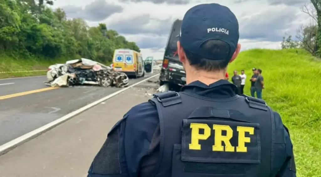 Acidente na BR-277 em Palmeira deixa dois mortos acidente br-277