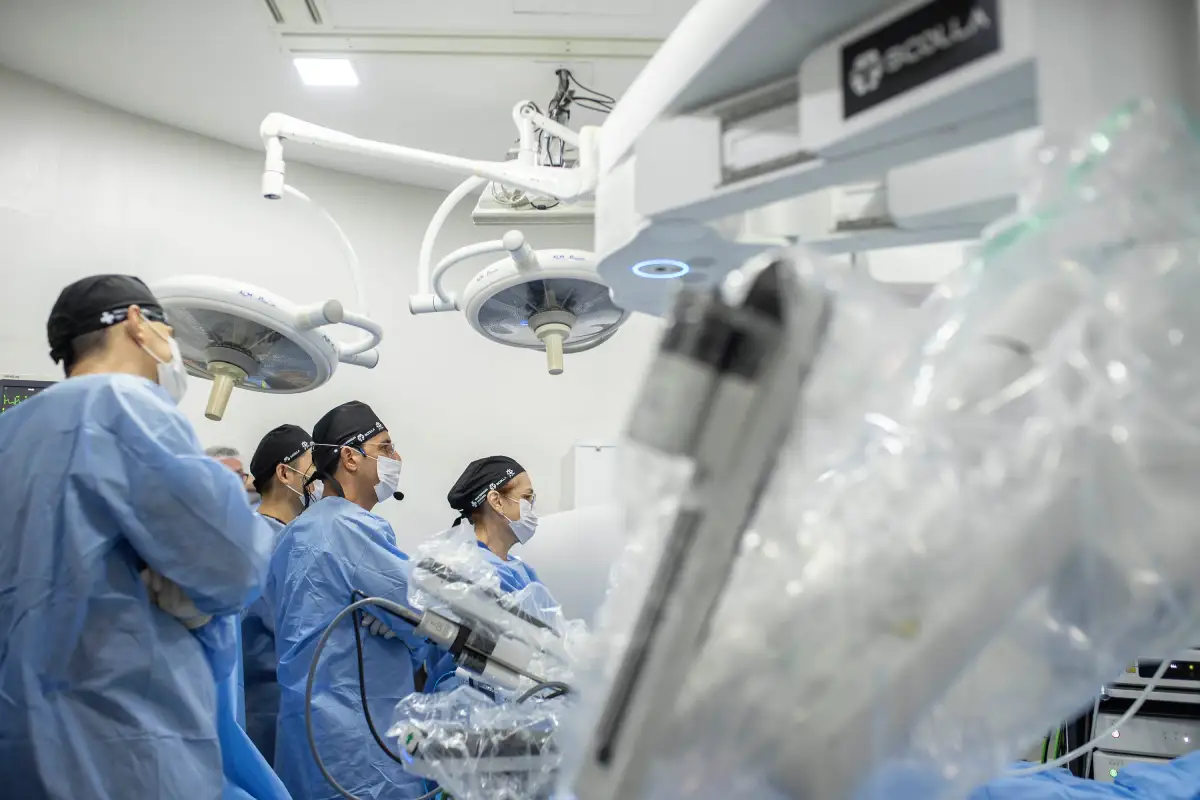 cirurgia robótica paraná