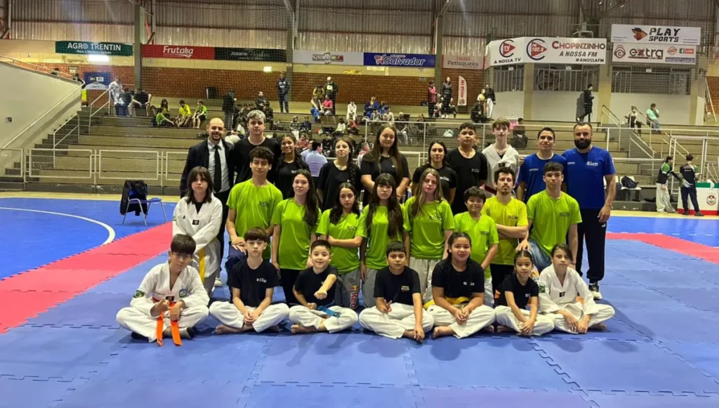 equipe silva open taekwondo chopinzinho