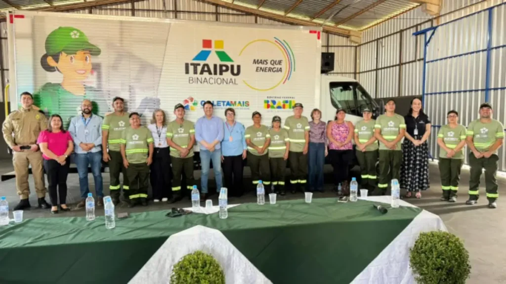Coronel Vivida inaugura Unidade de Valorização de Recicláveis reciclagem coronel vivida