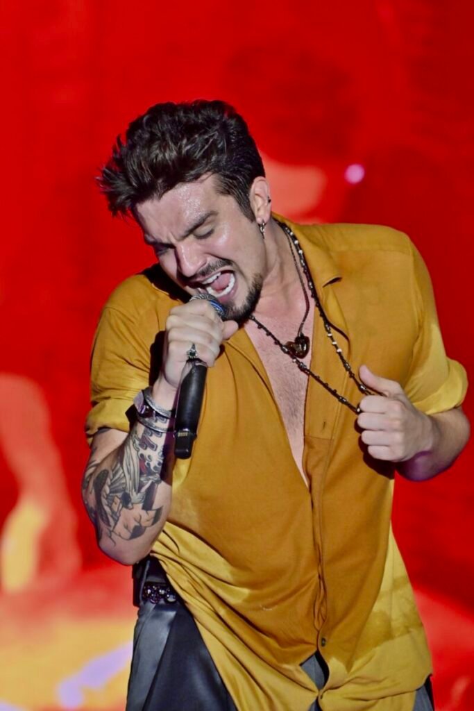 Luan Santana faz história e leva mais de 50 mil à Expopato www.levelsstudio.com.br/