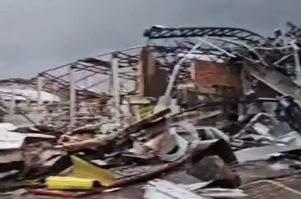 Simepar confirma tornado em Rio Bonito do Iguaçu rio bonito do iguaçu