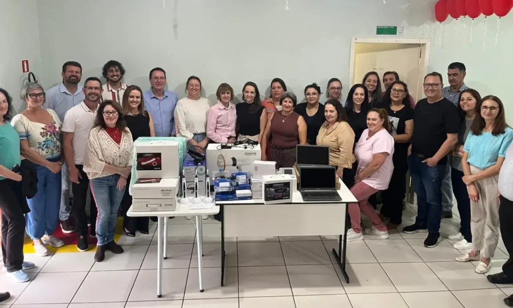 Beltrão recebe R$ 200 mil em equipamentos odontológicos beltrão equipamentos odontológicos