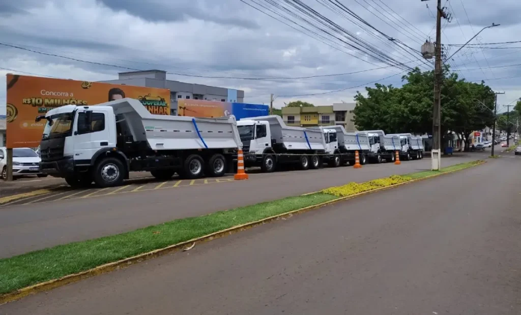 caminhões dois vizinhos