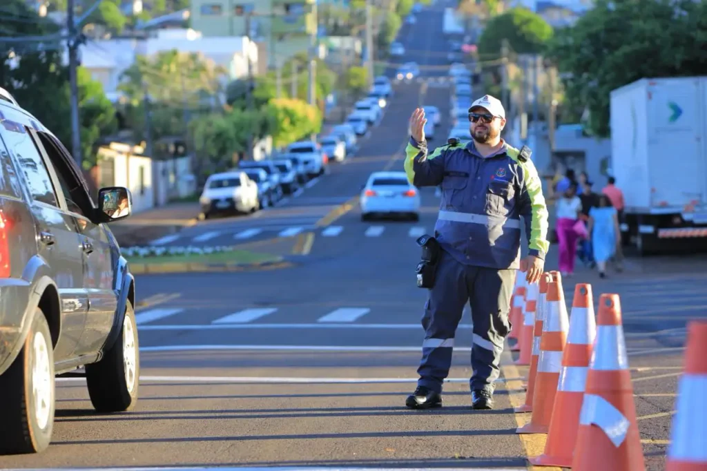 DEPATRAN organiza o trânsito durante a Expopato 2025 depatran expopato