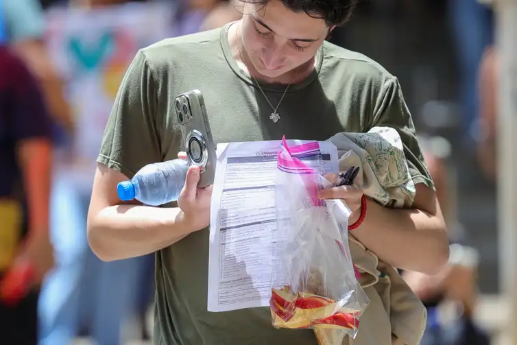 Segundo dia do Enem 2025 acontece neste domingo enem