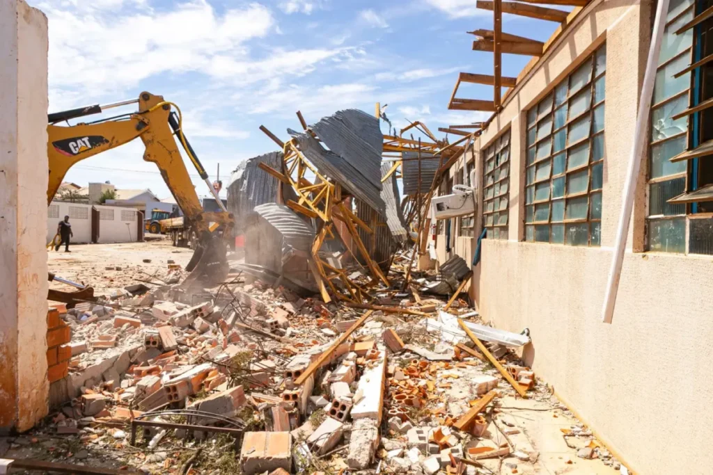 rio bonito do iguaçu reconstrução colégio