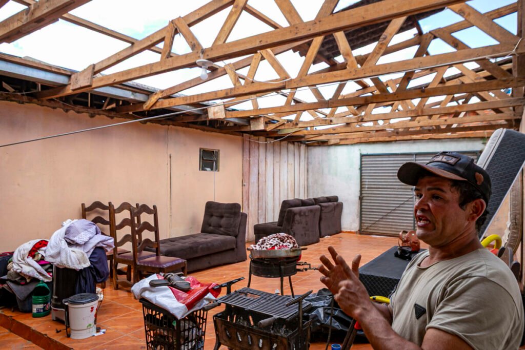 Moradores de Rio Bonito começam a reconstruir a vida riobonitodoiguacu familias