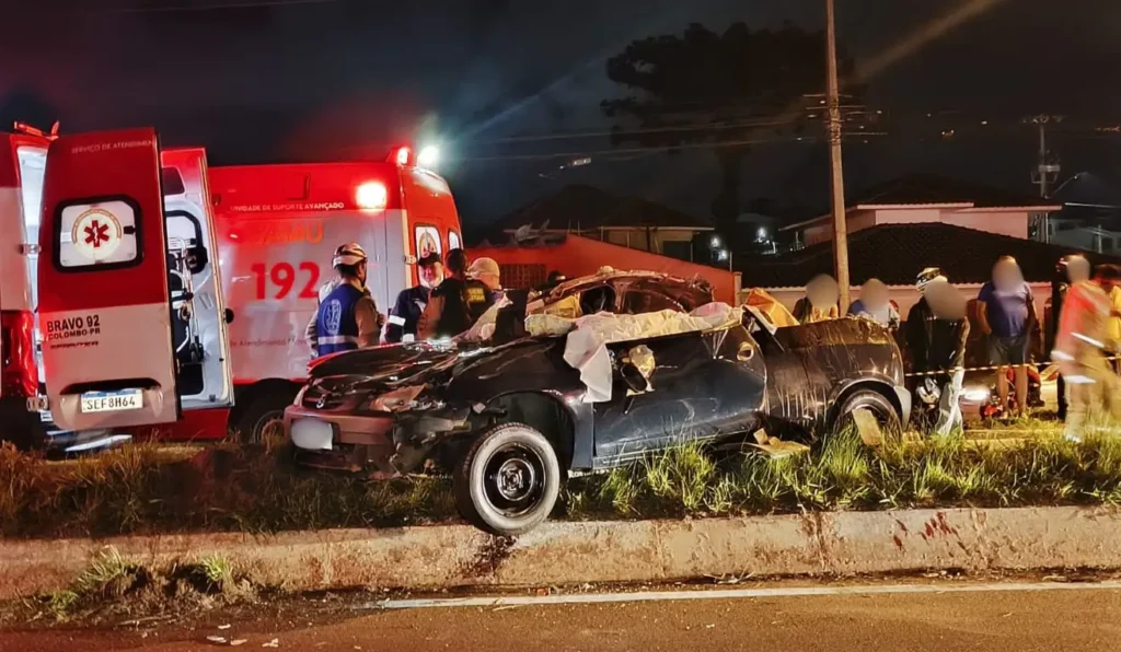 Motorista morre decapitado em acidente em Colombo acidente br 476 colombo motorista decaapitado