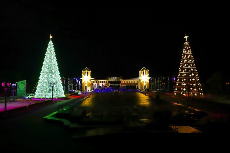 Decorações de Natal em Curitiba continuam até 6 de janeiro image