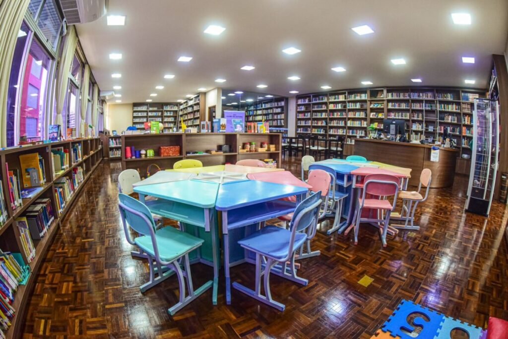 Biblioteca do Sesc da Esquina - Curitiba