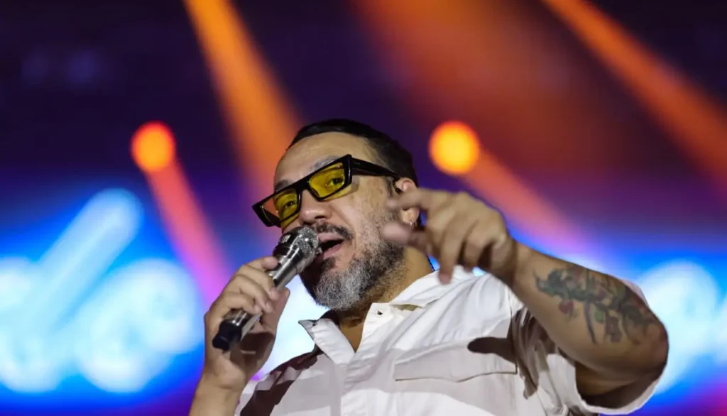 Belo e Jeito Moleque reúnem 158 mil no Verão Maior Paraná belo verão maior paraná