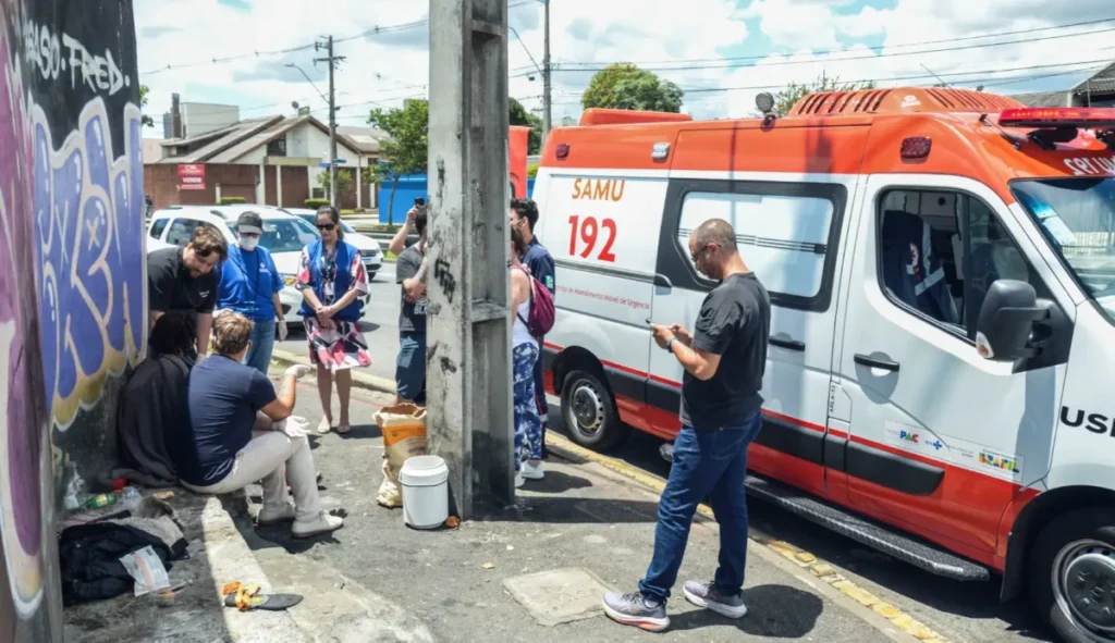 internação compuslória em curitiba