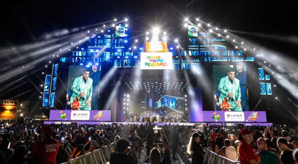 Raça Negra reúne 118 mil pessoas no Verão Maior Paraná raca negra verão maior