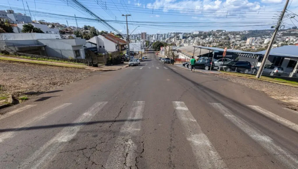 rua itacolomi pato branco