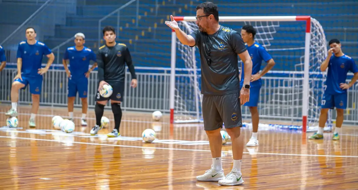pato futsal treino