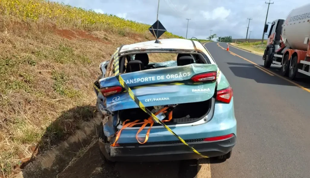Veículo capota na PRC-158 em Saudade do Iguaçu acidente pr 158