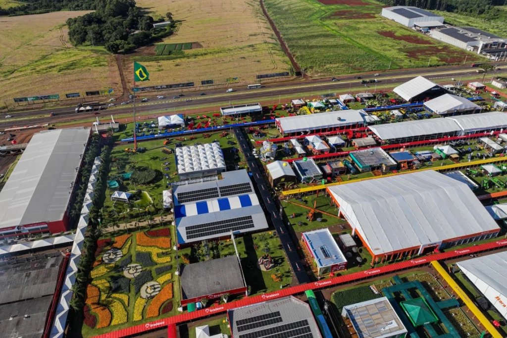 Show Rural Coopavel 2026 bate recorde com 430 mil visitantes show rural coopavel