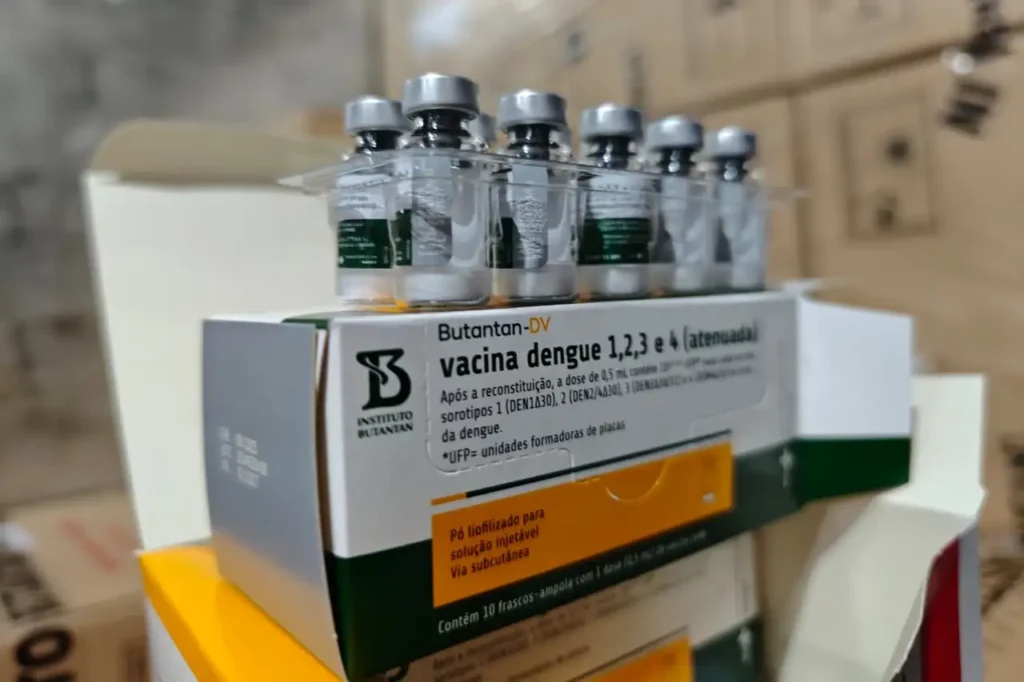 vacina dengue butantan