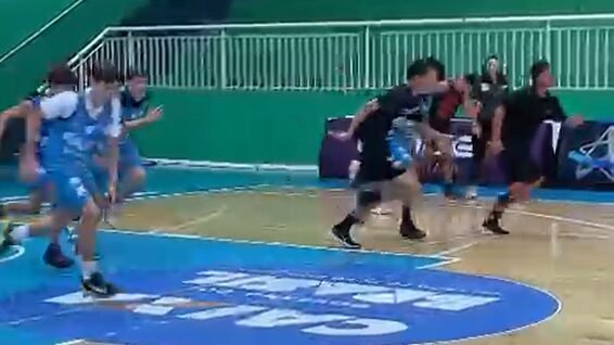 escolinha de basquete