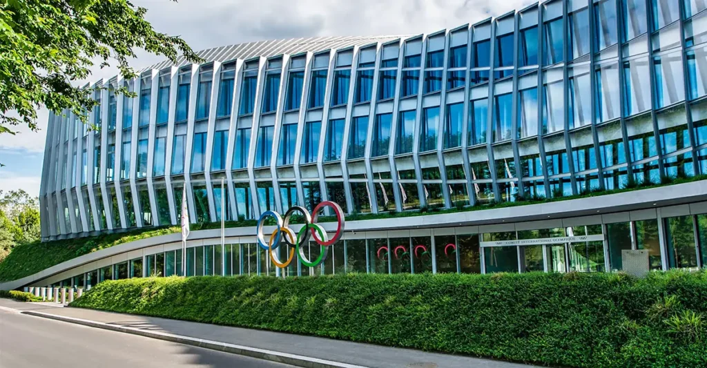 COI veta atletas trans em provas femininas