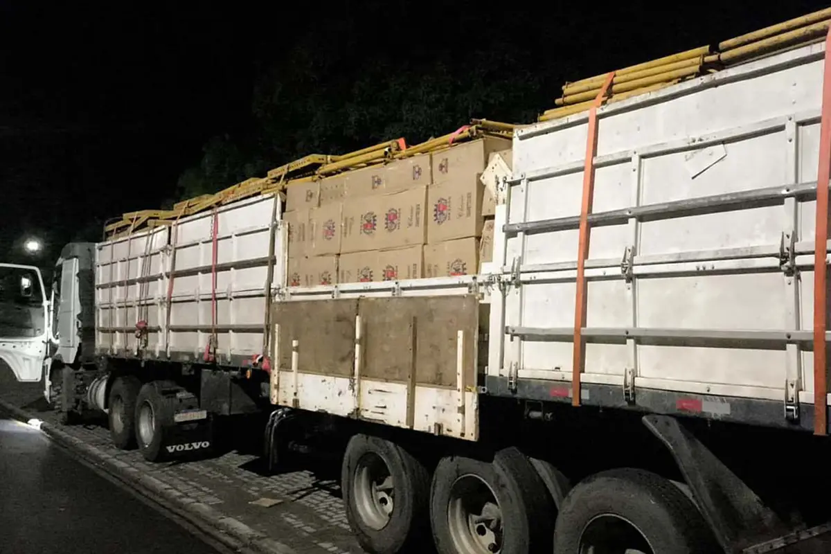 caminhão cigarros 3º bpm