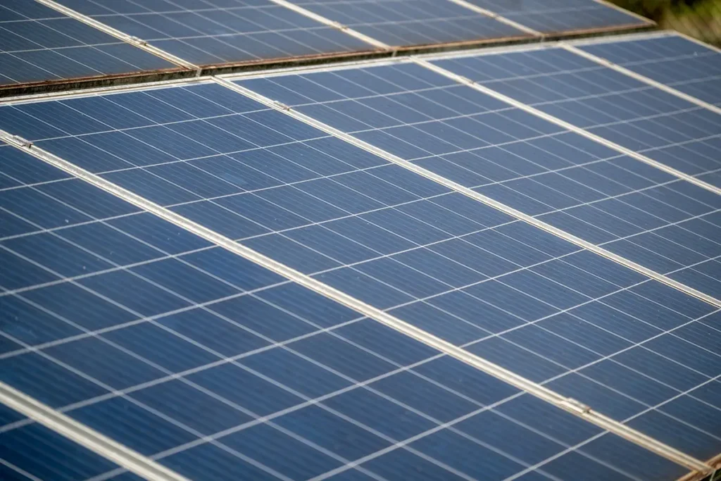 painéis solares energia renovável