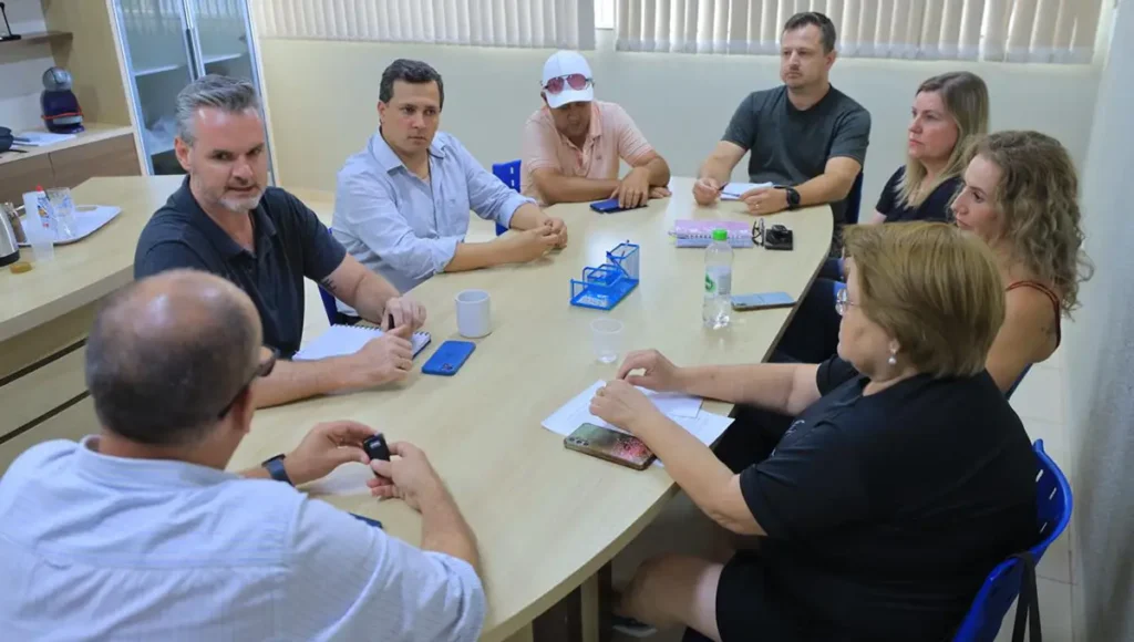 reunião associação de bairros prefeitura polos esportivos