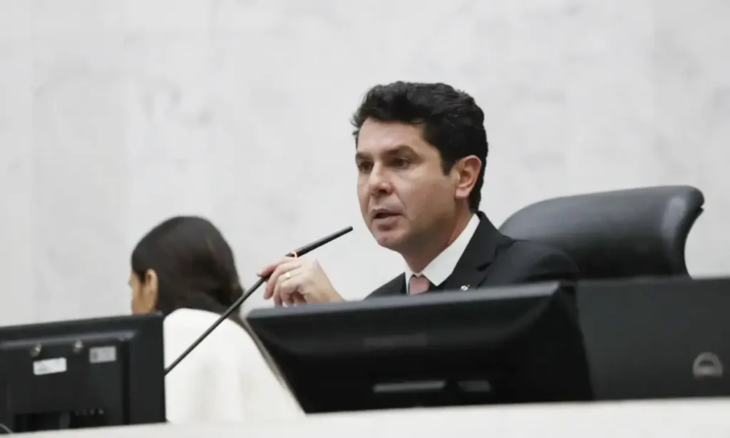 Alexandre Curi