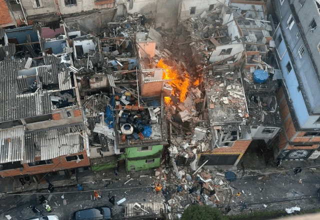 explosão sabesp casas destruídas