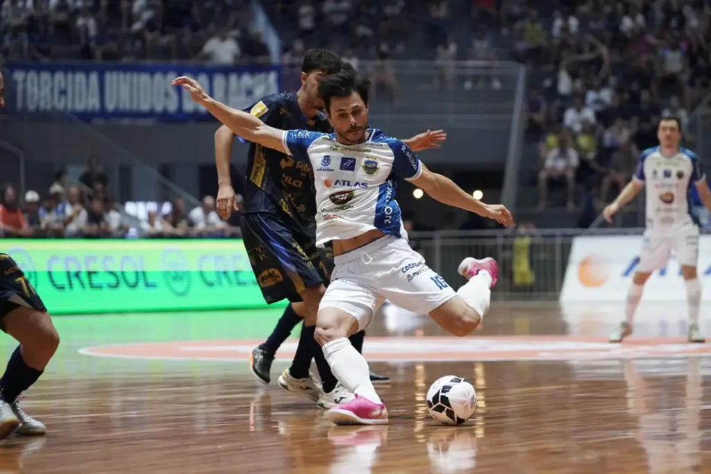neto pato futsal