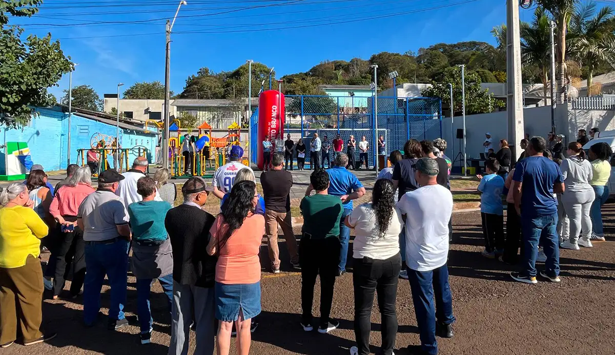 inauguração praça bairro são roque