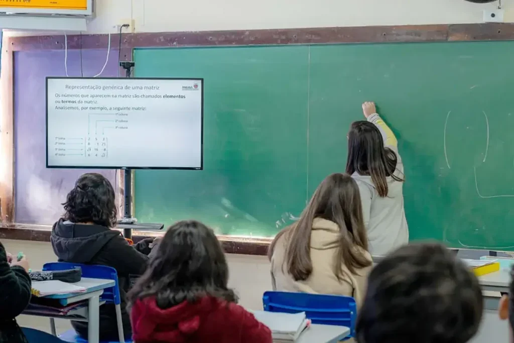 professora-aula-seed