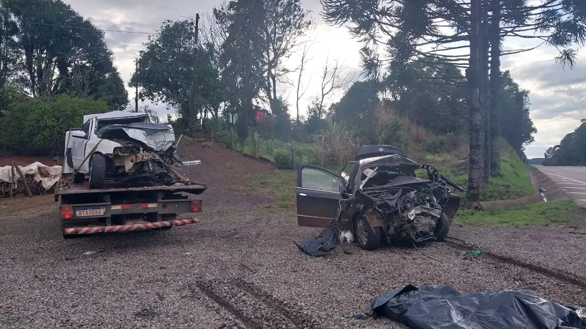Quatro morrem em acidente na PRC-280 perto de Palmas