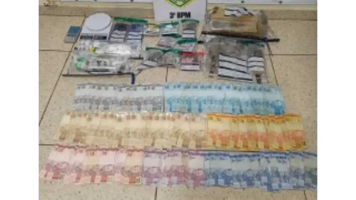 PM prende dupla por tráfico de drogas no Centro de Pato Branco