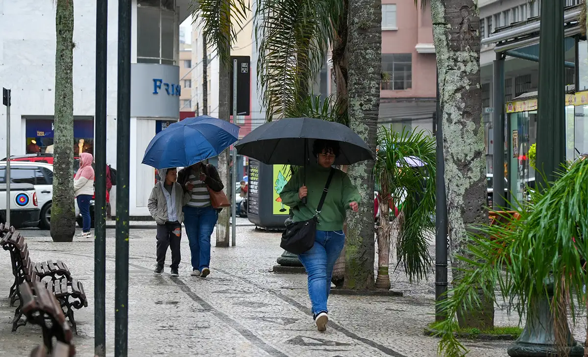 Agosto deve ter chuvas acima da média no Paraná, aponta Simepar