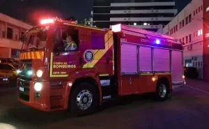 Abrir passagem para ambulância pode salvar vidas, diz CBMPR