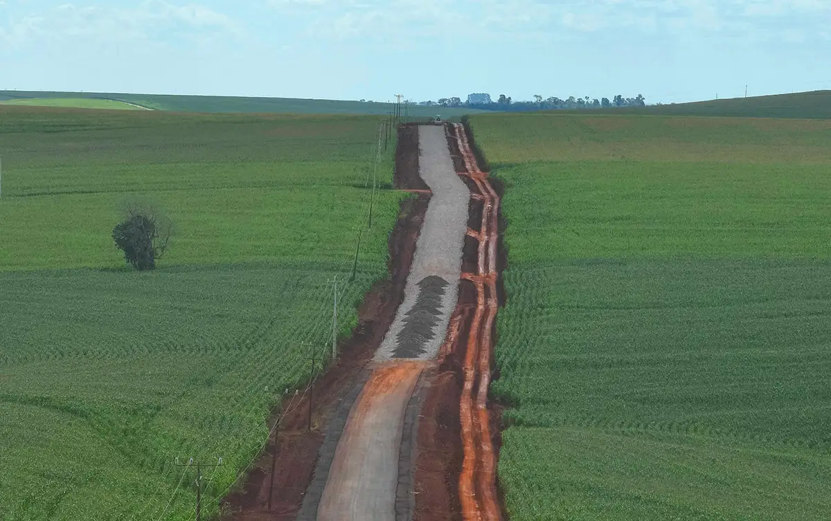 Paraná investe R$ 3,56 bilhões em 272 estradas rurais