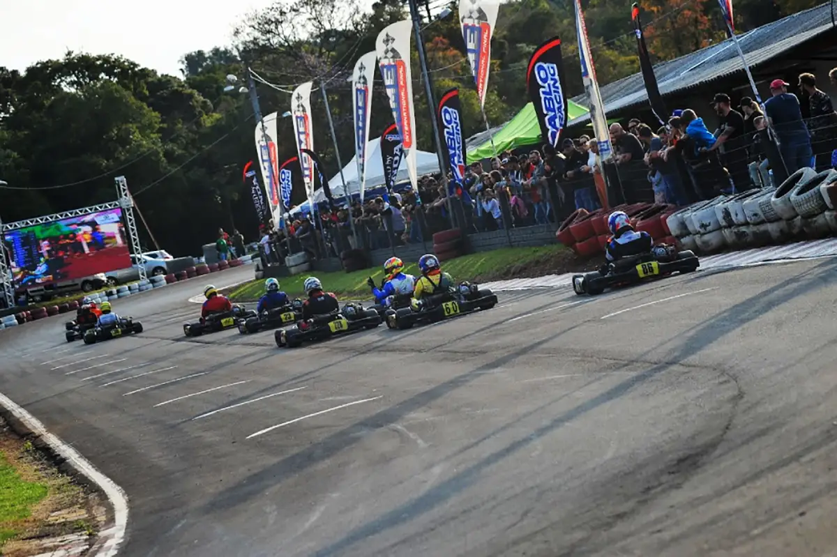 Paranaense de Kart em Pato Branco já supera 100 inscrições