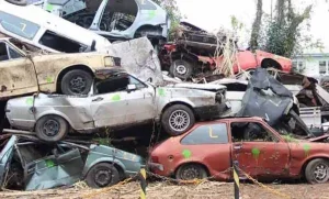 Detran-PR leiloa 1.099 veículos sucata em Cascavel na quinta-feira